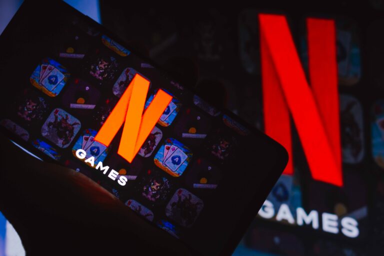 Как играть в игры Netflix на iPhone или Android